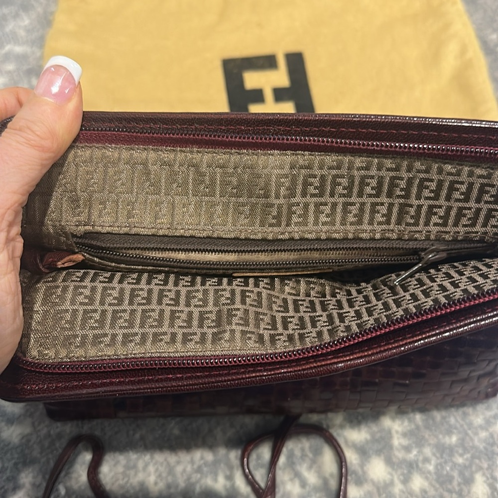 FENDI VINTAGE ROSEMOND WINE WOVEN BAG 6 1/2 x 9 x 3. - Picture 6 of 12